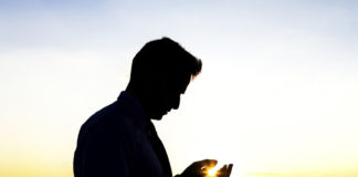 The Great Virtue of Lowering the Gaze